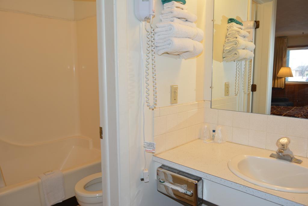 Viking Motel Lindsborg Номер фото